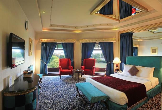 Bahria Grand Hotel & Resort