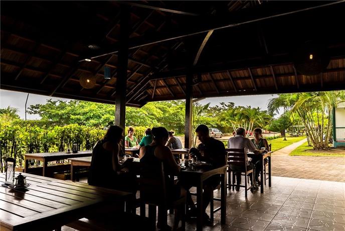 Eco Resort Inn
