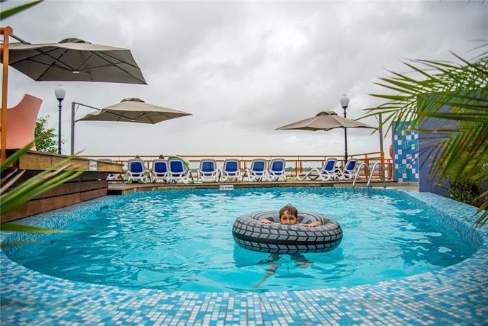 Eco Resort Inn