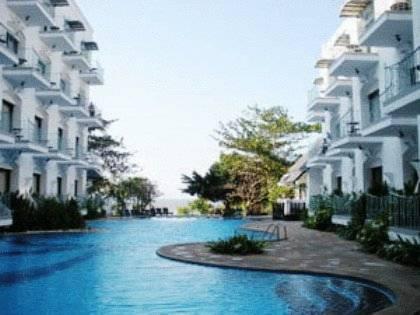 Naklua Beach Resort