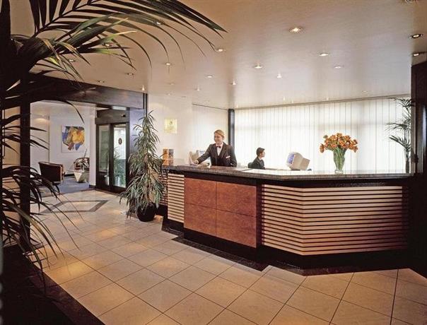 Camelot Hotel - Couples Only