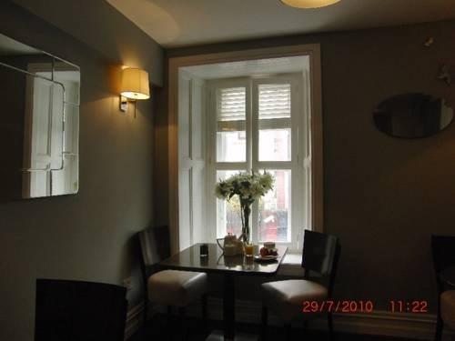 7 Cross Street Boutique Townhouse
