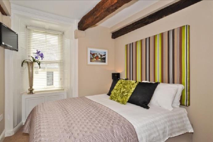 7 Cross Street Boutique Townhouse