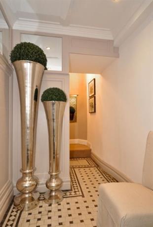 7 Cross Street Boutique Townhouse