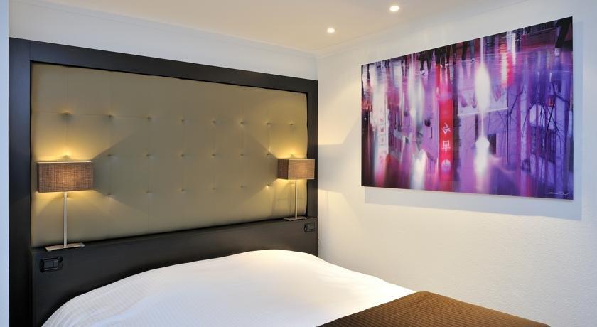 Center Hotel