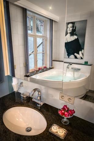 Canalside House - Luxury Guesthouse
