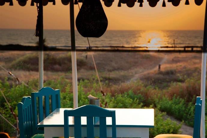 Paros