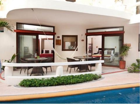 Playa Palms Beach Hotel