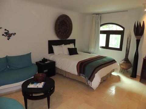 Playa Palms Beach Hotel