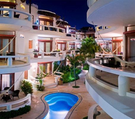 Playa Palms Beach Hotel