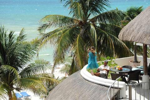 Playa Palms Beach Hotel