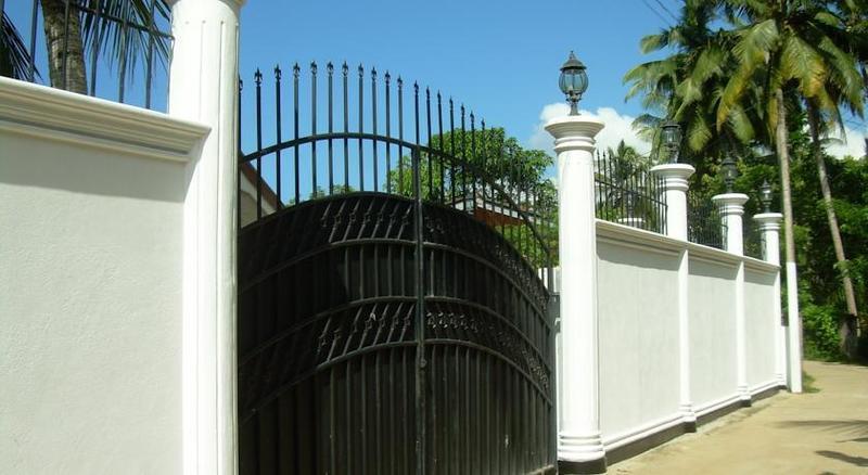 Bandhusena House & Apartments