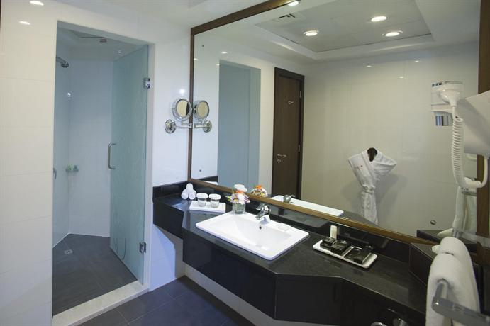 Ramada Abu Dhabi Corniche