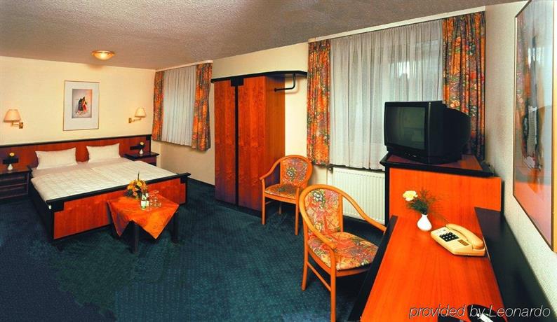 City Hotel Deutsches Haus Hagen Compare Deals