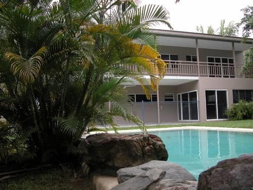 Villa Sorrento - Luxury Holiday Home Kapalua Coastal Trail Australia thumbnail