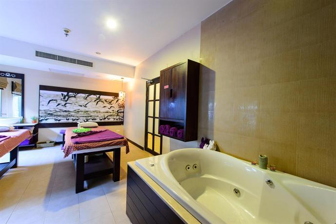 Deevana Plaza Phuket Sha Plus+