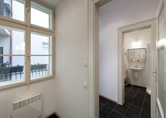 4 Arts Suites