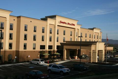 Hampton Inn and Suites Woodstock Virginia