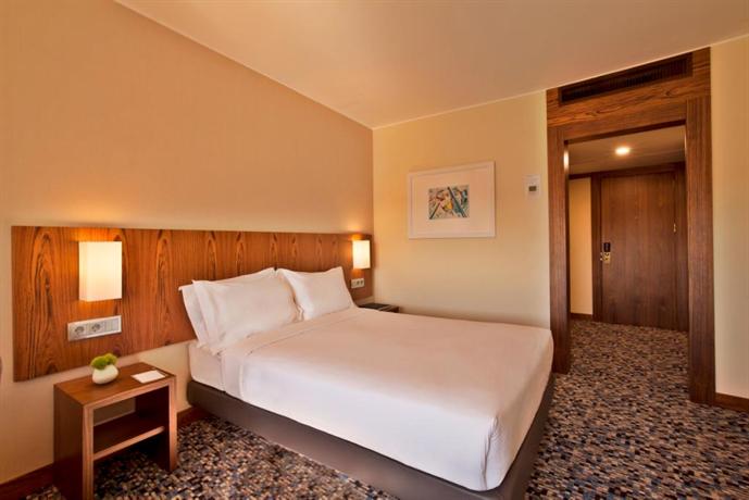 Ramada by Wyndham Lisbon
