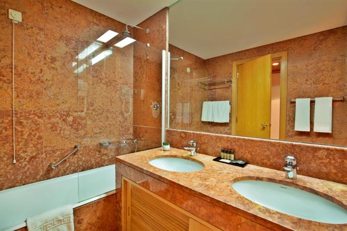 Ramada by Wyndham Lisbon