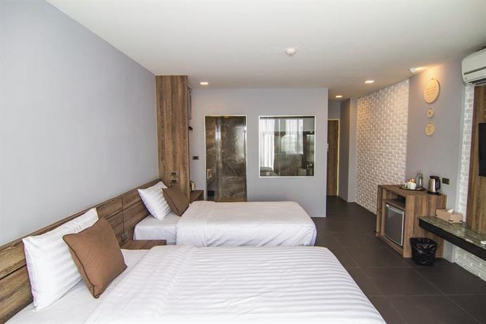X2 Vibe Chiang Mai Decem Hotel