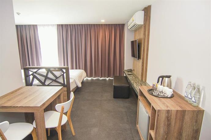 X2 Vibe Chiang Mai Decem Hotel