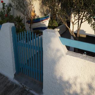 Eleni House