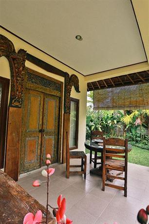 Ubud Rice Field Villa