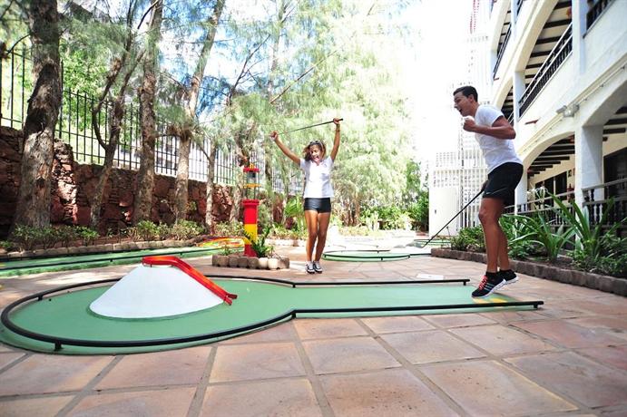 Hotel Parque Tropical