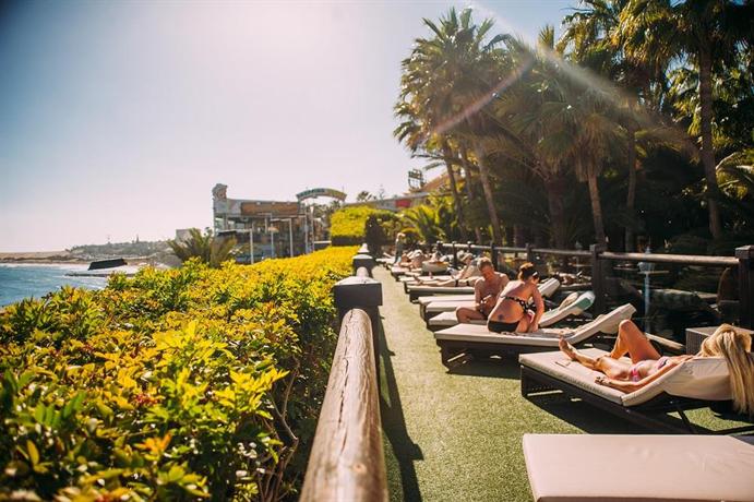 Hotel Parque Tropical