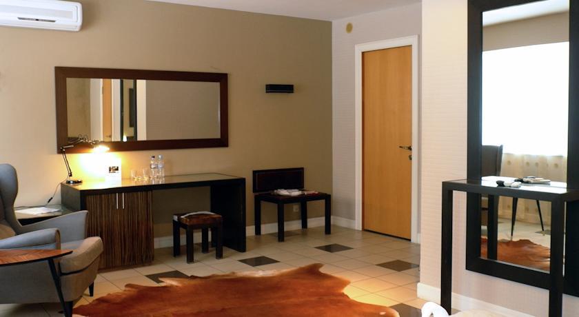 Отель Vania Rooms