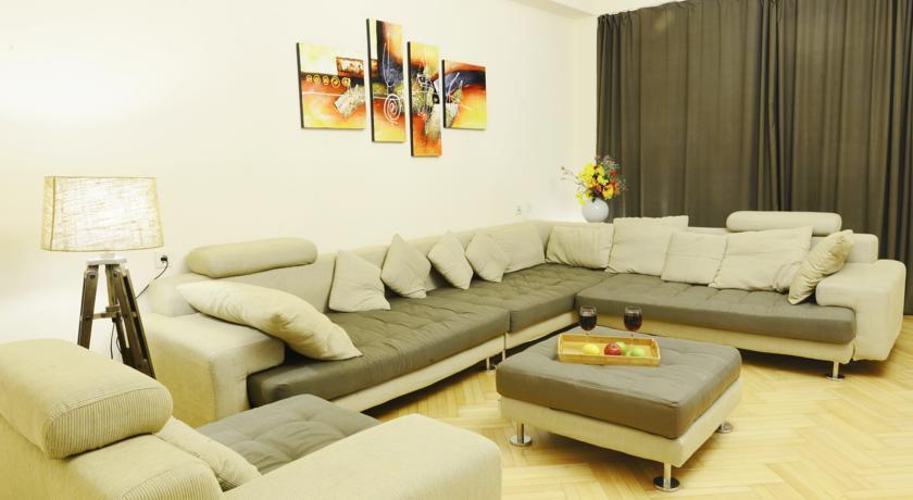 Proper Apartments Vera