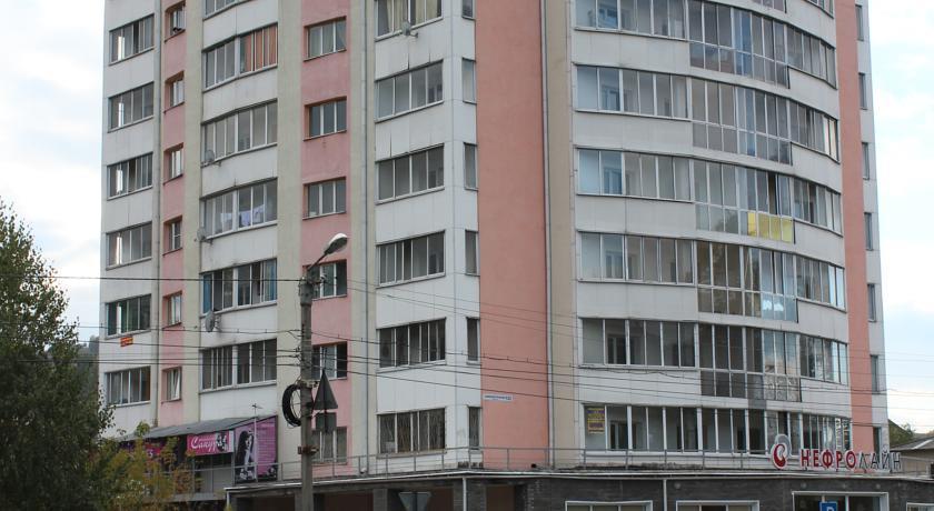 Apartments on Kommunisticheskiy prospect 125