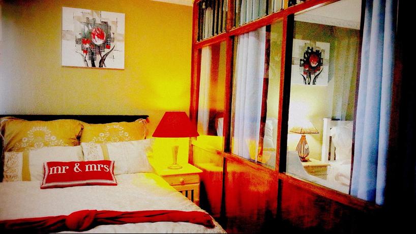 Pretoria Luxury Guest Bed Breytenbach Theatre South Africa thumbnail