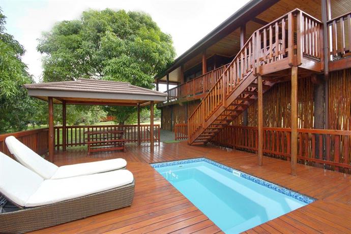 Monzi Safari Lodge