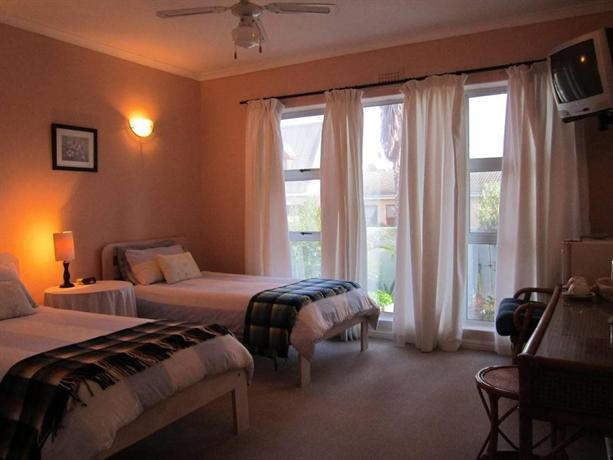 Two Owls Guest House
