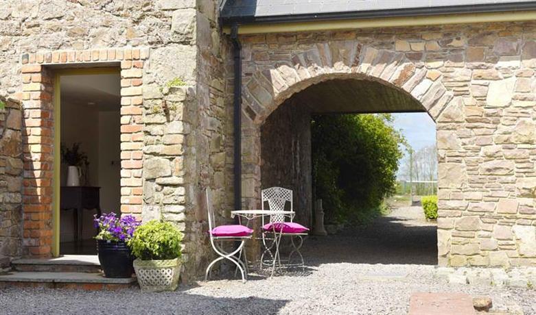 Courtyard Cottages