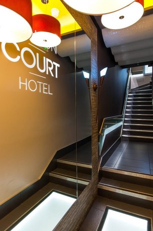 London Court Hotel