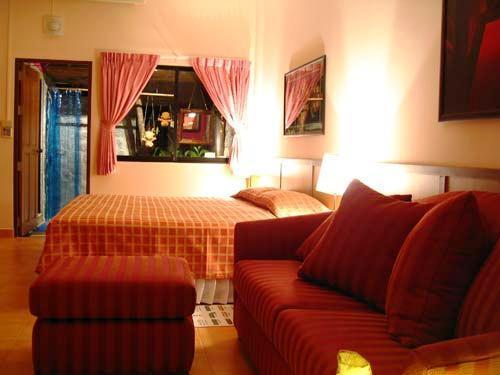 Birds and Bees Resort Pattaya