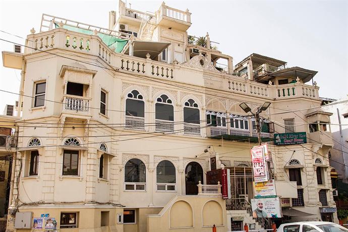 Palace On Ganges - Heritage Hotel
