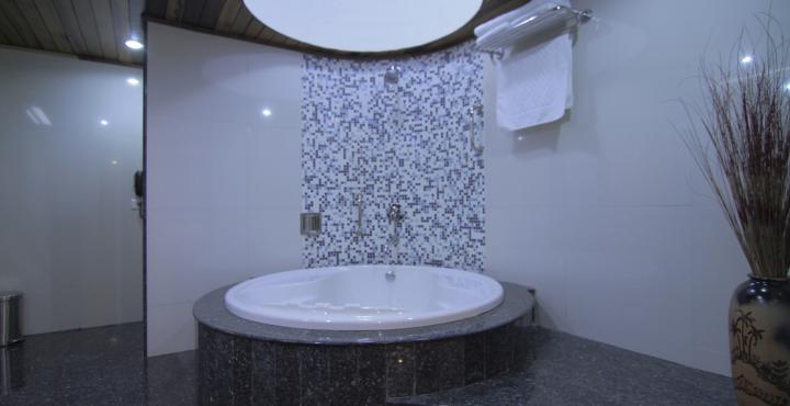 Manuallaya The Resort & Spa