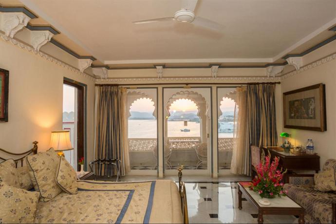 Shiv Niwas Palace - Grand Heritage