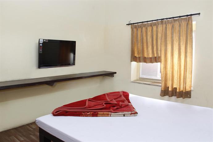 Hotel Sugandh Retreat