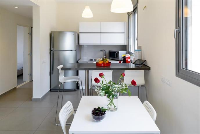 Comfort 3br & Balcony By Feelhome