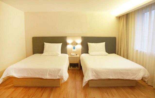 Hanting Express Wuhan Minhang Community