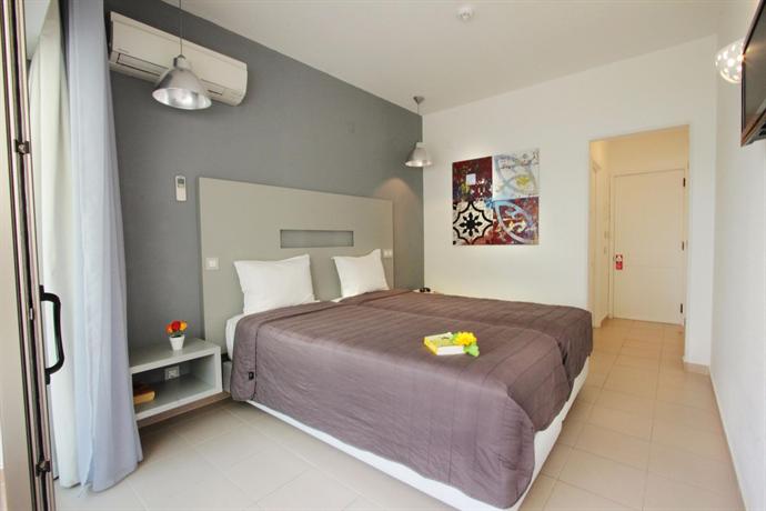 Carvi Beach Hotel