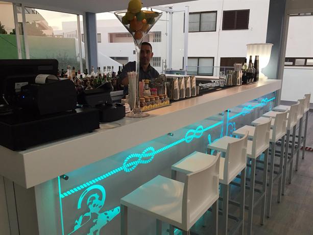 Carvi Beach Hotel