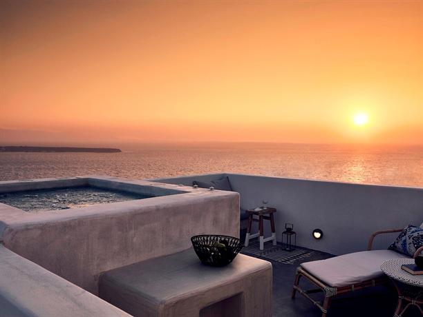 Oia Santo Maris Luxury Suites and Spa
