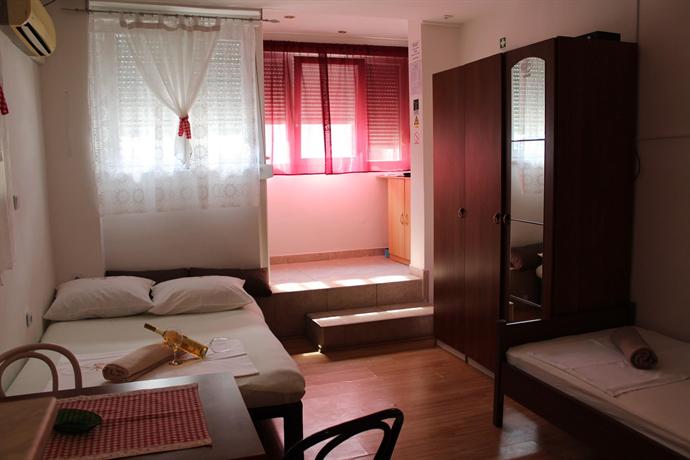 Studio Apartment CONTE Split