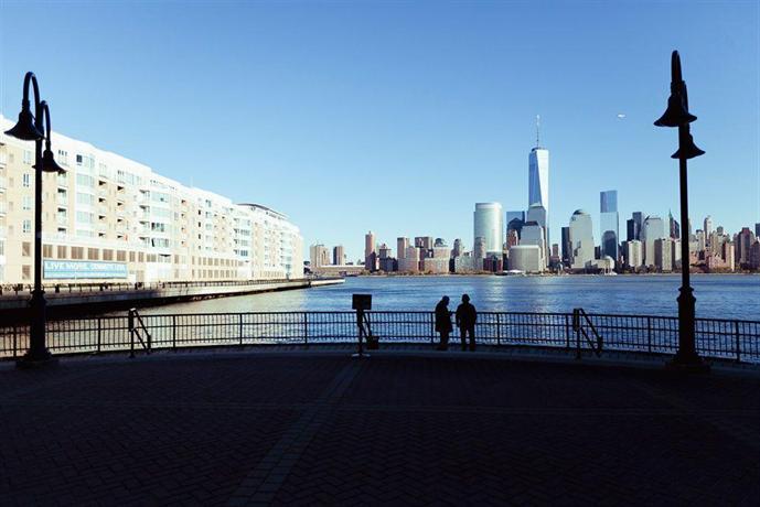 sky city apartments at the harbor